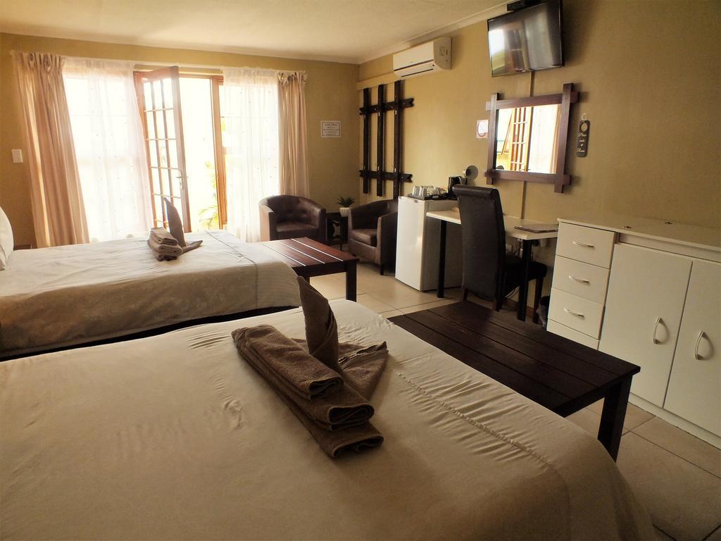 Uzuri Guesthouse Cc Windhoek Kültér fotó