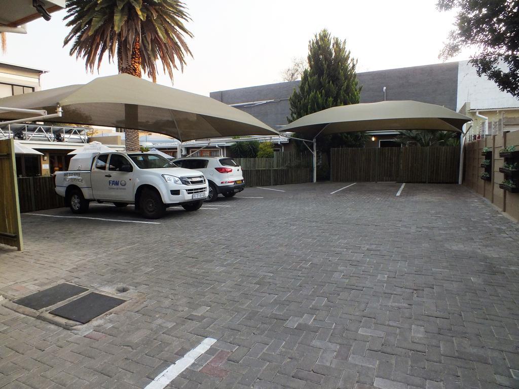 Uzuri Guesthouse Cc Windhoek Kültér fotó